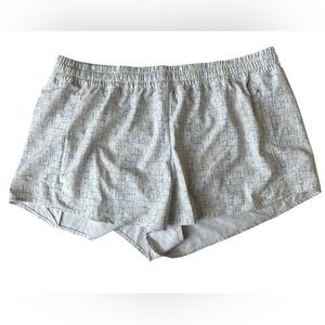 NWT Calia by Carrie Underwood Women’s Mid Rise Infinity 3” Shorts in size XL